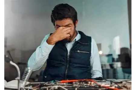 पुनरावृत्ती केलेली इंग्रजी आवृत्ती (समान अर्थ, भिन्न शब्द)