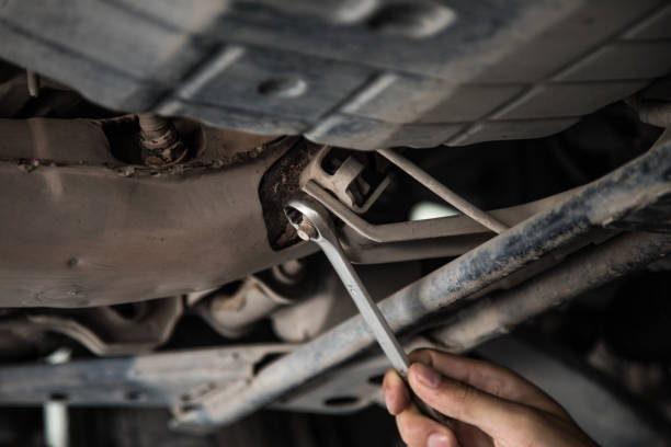 आर्म बुशिंग खराब होणे नियंत्रित करा - संपूर्ण असेंब्ली बदलण्यापेक्षा बुशिंग बदलणे खरोखरच अधिक किफायतशीर आहे का?